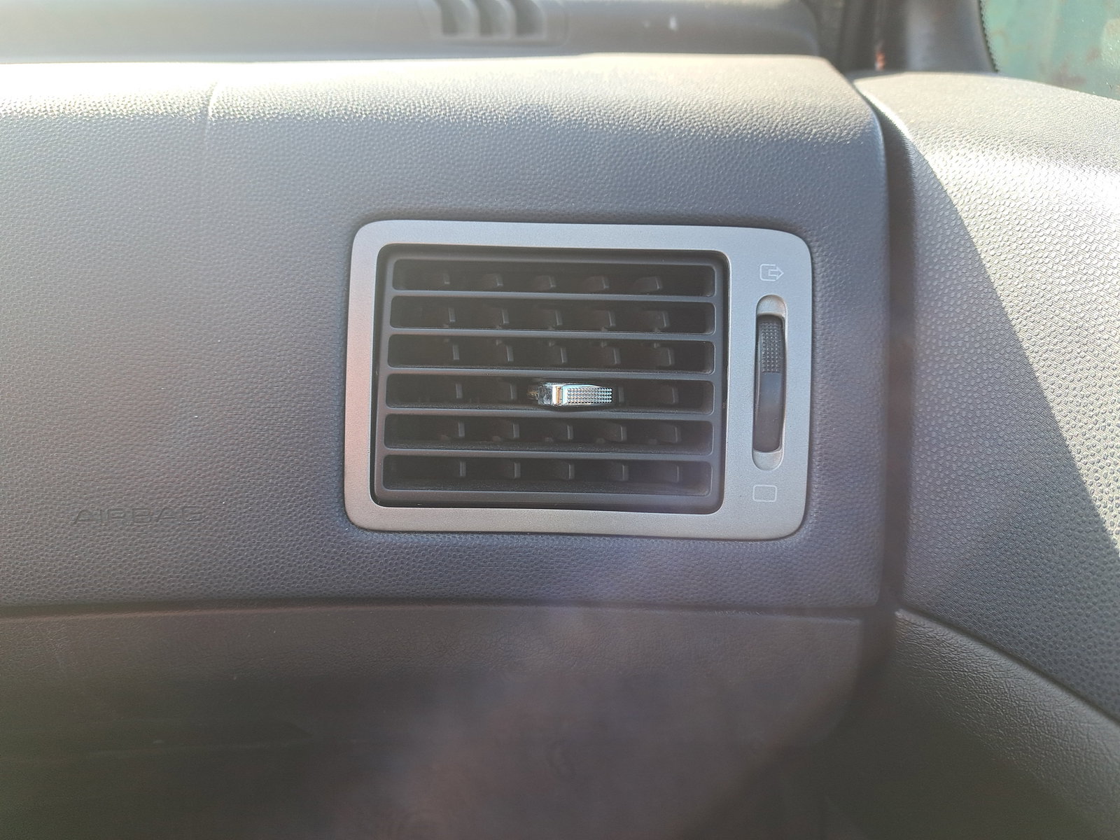 Grila aerisire dreapta PEUGEOT 307 [Fabr 1993-2003] OEM