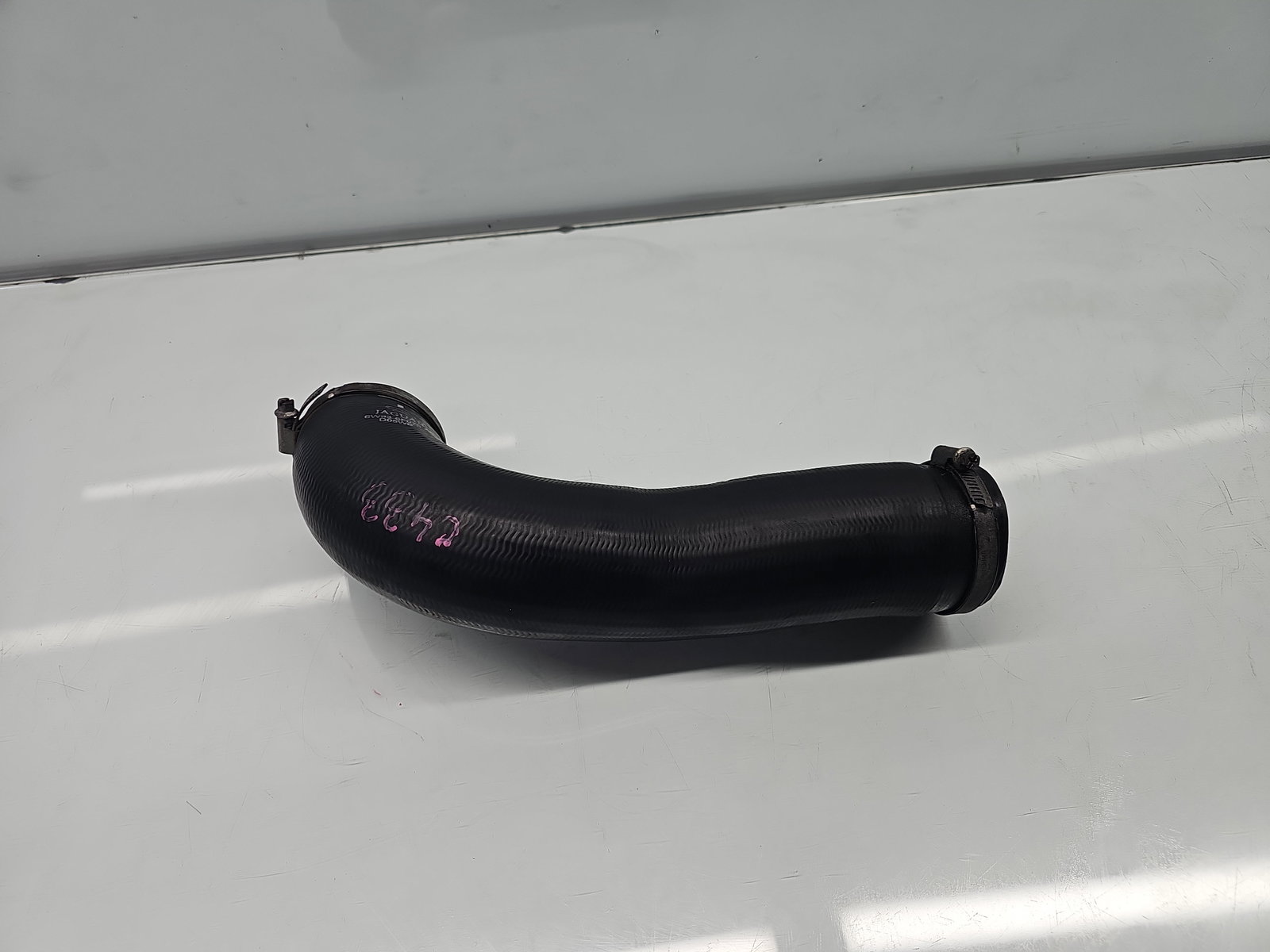 Tub intercooler Jaguar XF (X250) [Fabr 2008-2015] Facelift 6W93-6F073-AB 202KW / 275CP - imagine 1