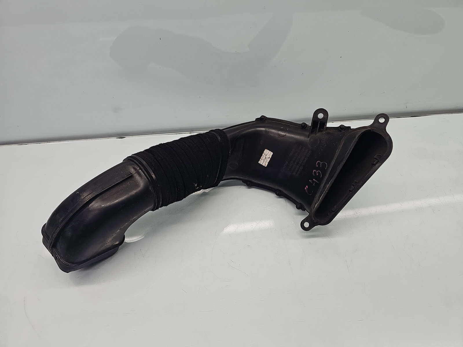 Difuzor captare aer Jaguar XF (X250) [Fabr 2008-2015] Facelift Berlina 8X23-9A673-AC - imagine 1