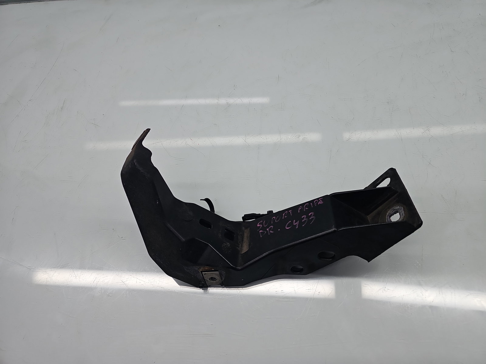 Suport aripa dreapta fata Jaguar XF (X250) [Fabr 2008-2015] Facelift Berlina CX23-16A142-A - imagine 4