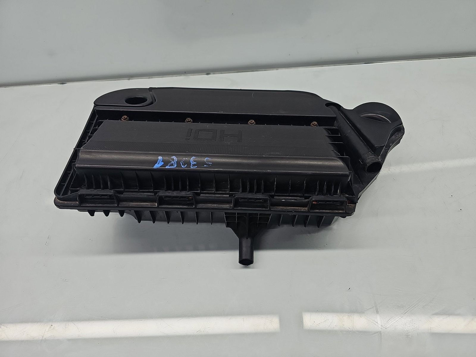 Carcasa filtru aer PEUGEOT Bipper (AA) [Fabr 2008-2014] 51886332 1.3 HDi 9HZ 55KW / 75CP - imagine 2