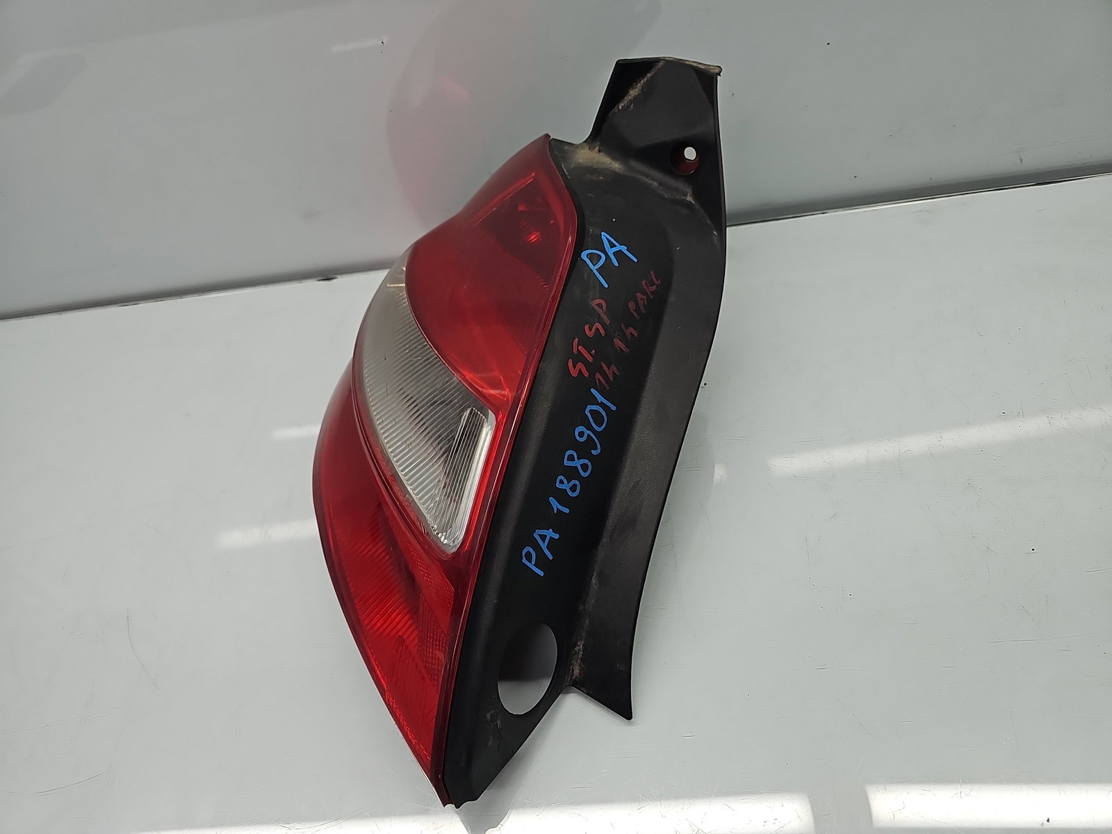 Stop aripa stanga Renault Megane 2 [Fabr 2002-2008] 8200413214 - imagine 2