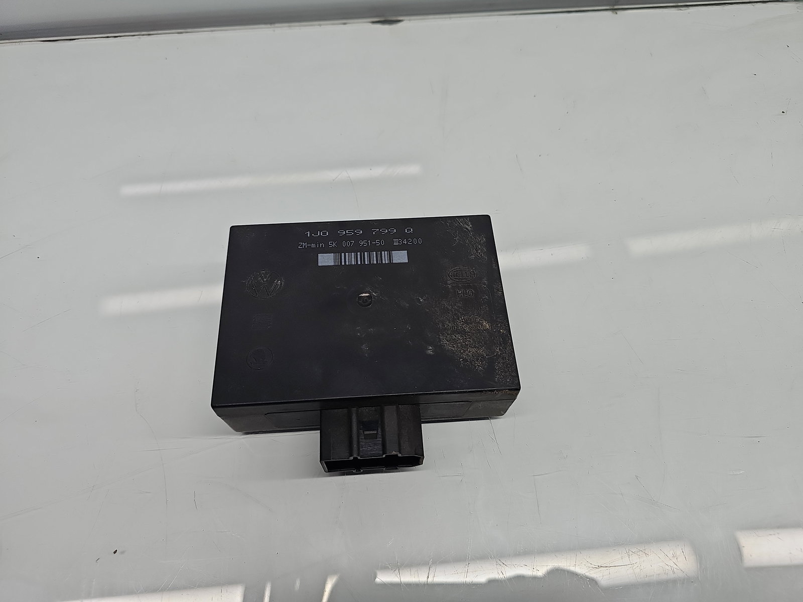Modul confort Volkswagen Golf 4 (1J1) [Fabr 1997-2004] 1J0959799Q - imagine 1