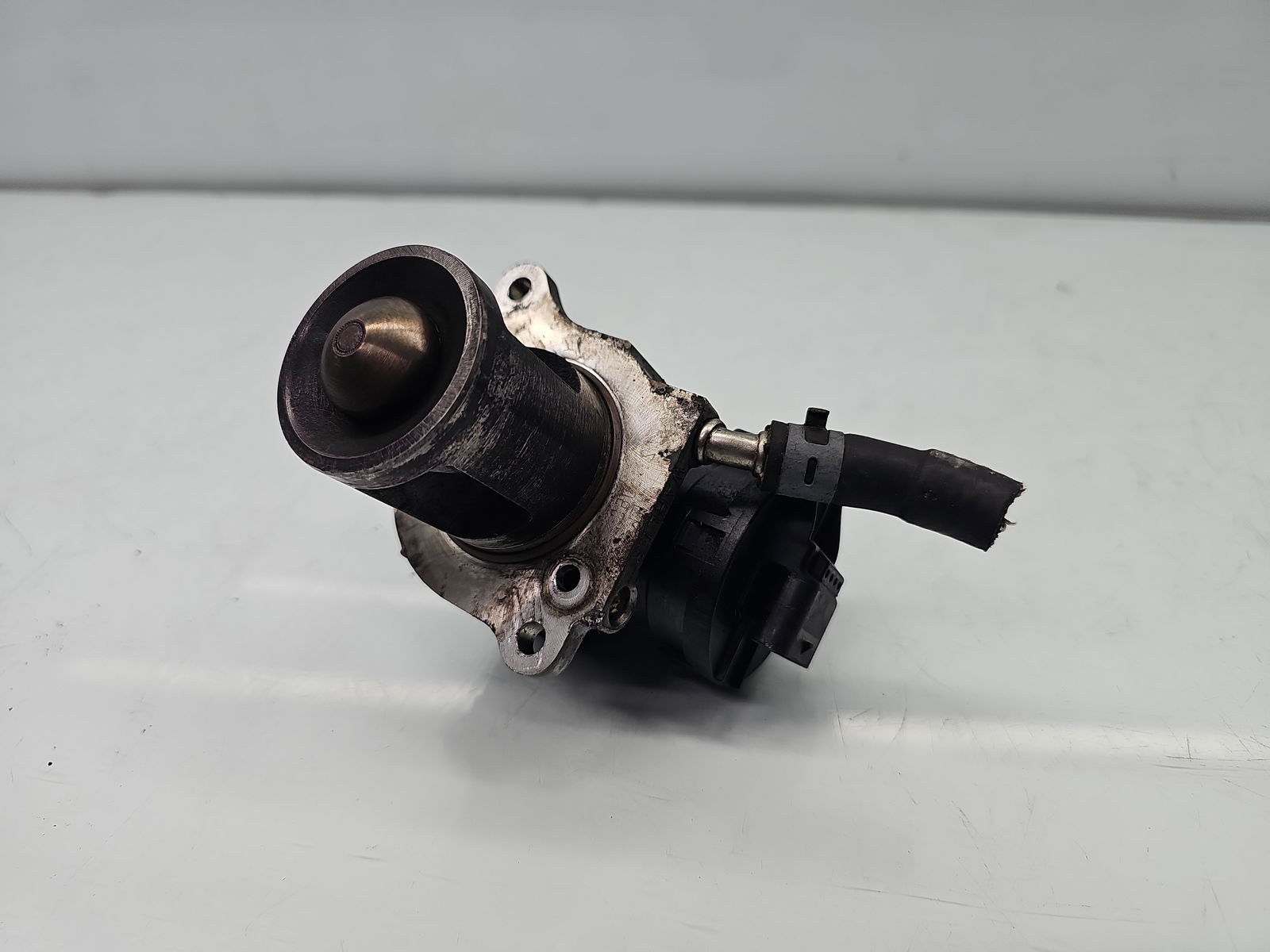 Supapa EGR Mercedes CLS (C218) [Fabr 2011-2018] A6421401060 3.0 CDI 642852 195KW / 265CP - imagine 4