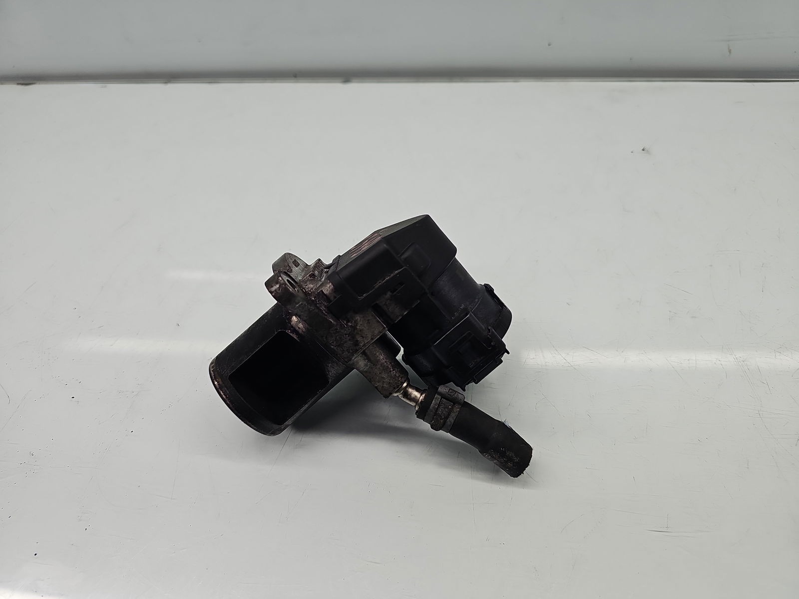 Supapa EGR Mercedes CLS (C218) [Fabr 2011-2018] A6421401060 3.0 CDI 642852 195KW / 265CP - imagine 5