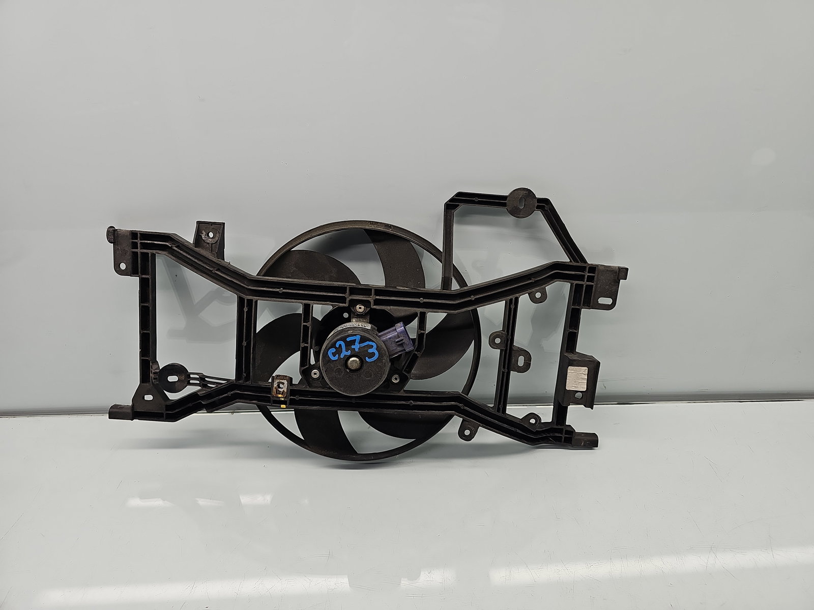 Electroventilator Dacia Sandero 2 Stepway [Fabr 2012-prezent] 214810048R 0.9 Benz H4B400 66KW / 90CP - imagine 1