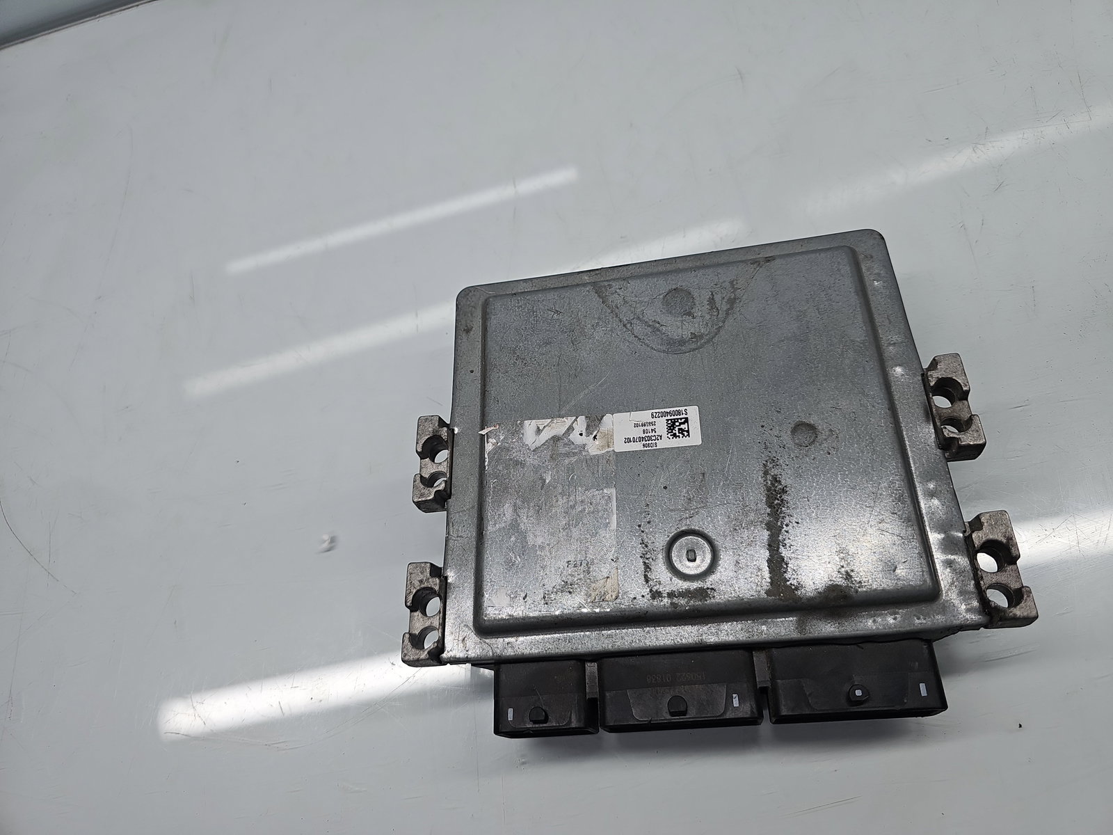 Calculator motor ECU Dacia Duster [Fabr 2010-2017] 237103999R 1.5 DCI K9K896 81KW / 110CP - imagine 3