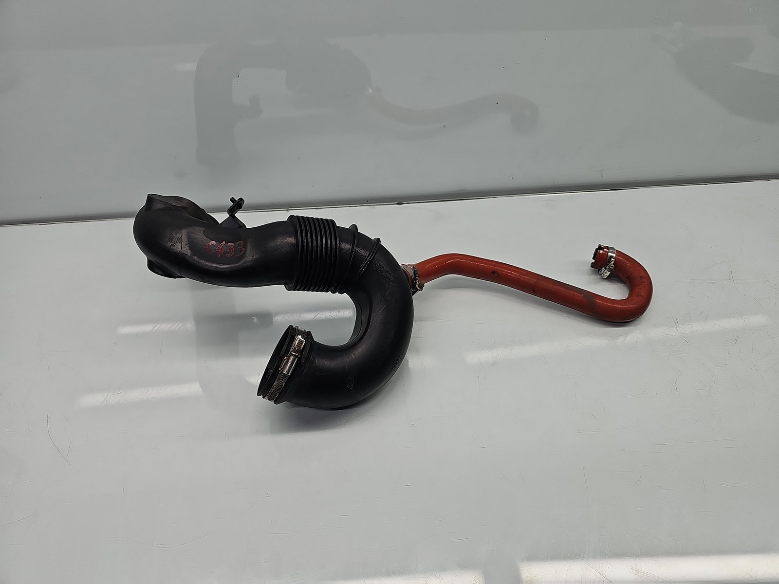 Tub admisie aer Jaguar XF (X250) [Fabr 2008-2015] Facelift 9X23-9690-AE 202KW / 275CP - imagine 1