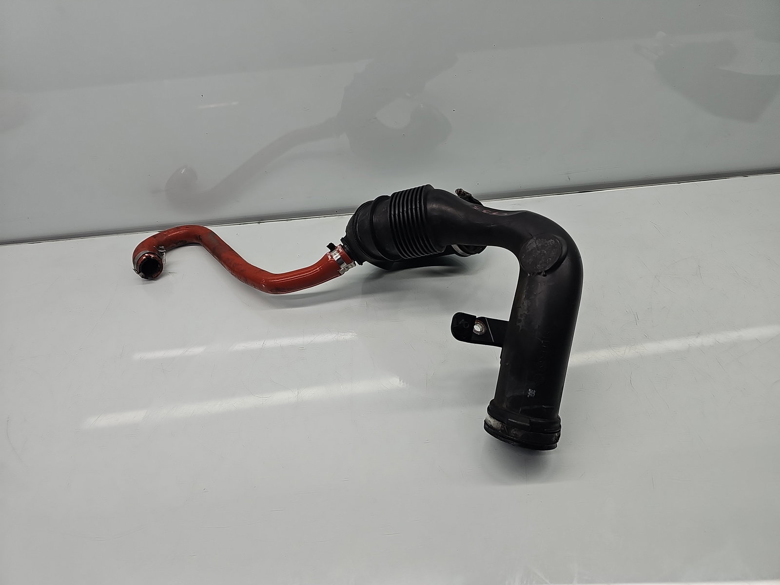 Tub admisie aer Jaguar XF (X250) [Fabr 2008-2015] Facelift 9X23-9690-AE 202KW / 275CP - imagine 2