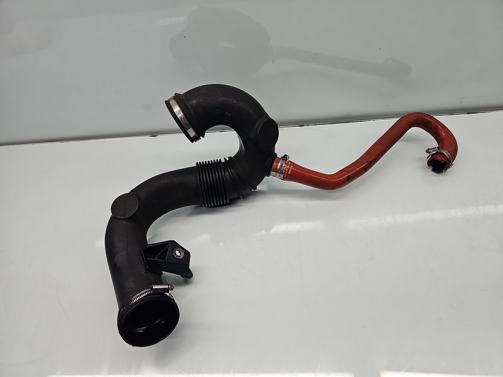 Tub admisie aer Jaguar XF (X250) [Fabr 2008-2015] Facelift 9X23-9690-AE 202KW / 275CP - imagine 3