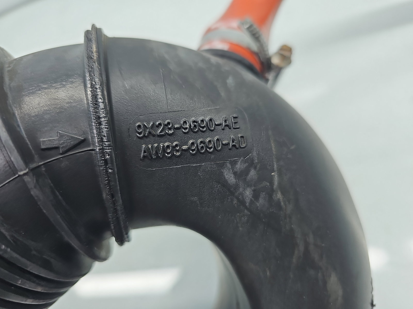 Tub admisie aer Jaguar XF (X250) [Fabr 2008-2015] Facelift 9X23-9690-AE 202KW / 275CP - imagine 4