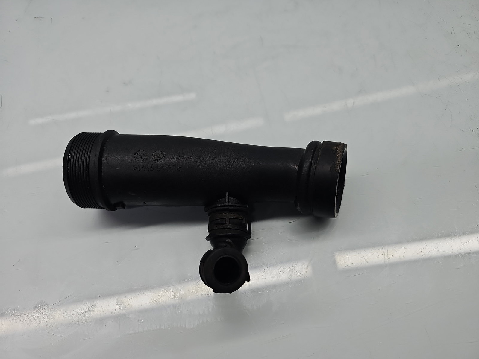 Tub admisie aer Jaguar XF (X250) [Fabr 2008-2015] Facelift 9X2Q-6A886-BB 202KW / 275CP - imagine 3