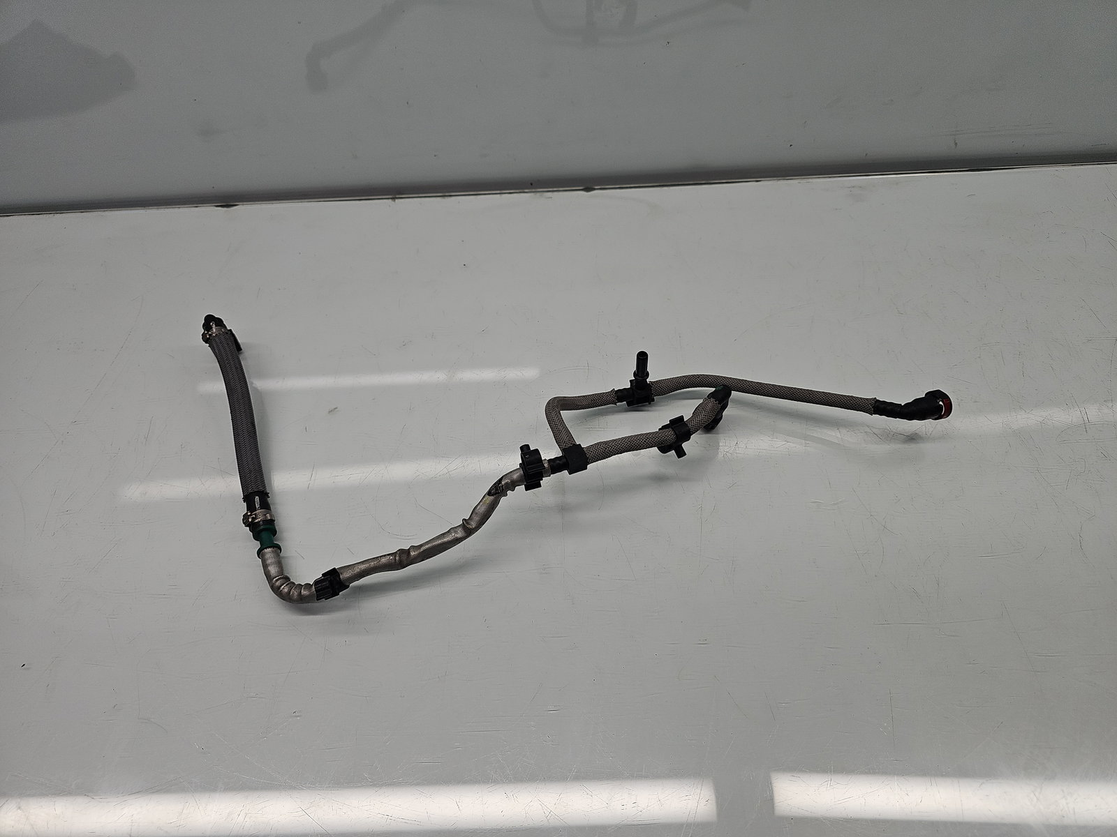 Conducta combustibil Jaguar XF (X250) [Fabr 2008-2015] Facelift OEM 202KW / 275CP - imagine 1