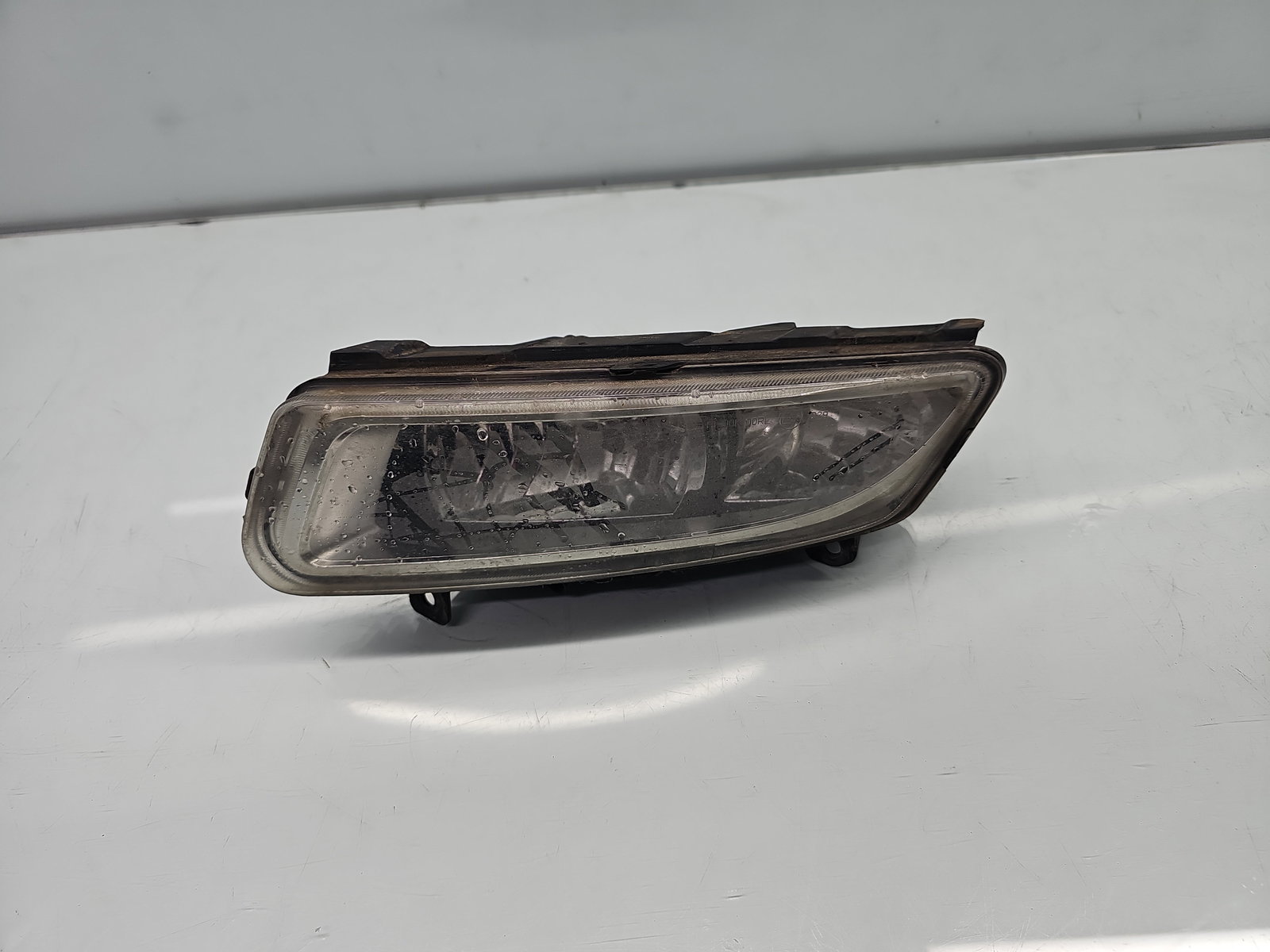 Proiector ceata stanga Volkswagen Polo (6R) [Fabr 2009-2016] OEM - imagine 1