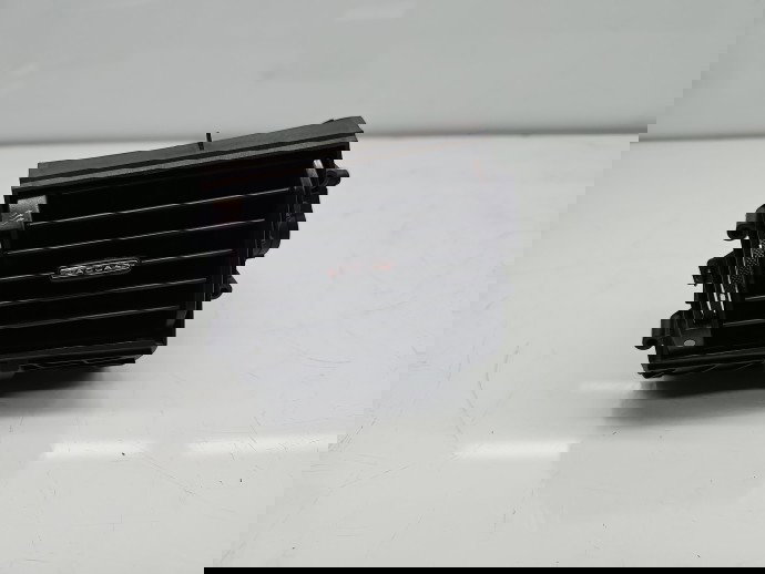 Grila aerisire stanga Jaguar XF (X250) [Fabr 2008-2015] Facelift 6615-000