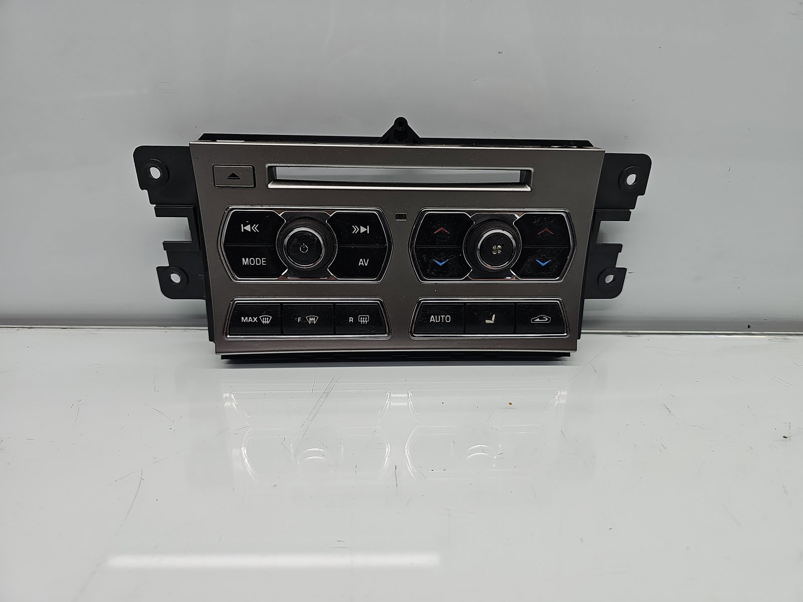 Panou comanda clima Jaguar XF (X250) [Fabr 2008-2015] Facelift CX23-18C858-AD - imagine 1