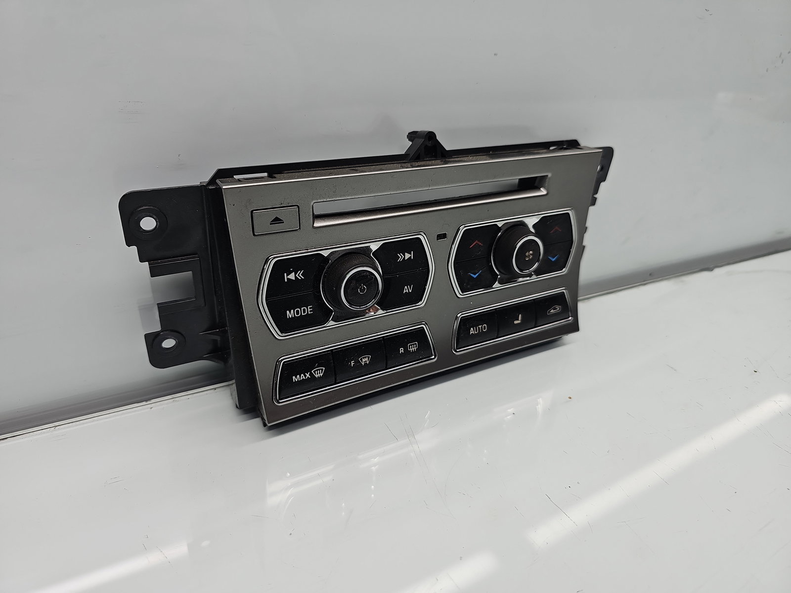 Panou comanda clima Jaguar XF (X250) [Fabr 2008-2015] Facelift CX23-18C858-AD - imagine 2