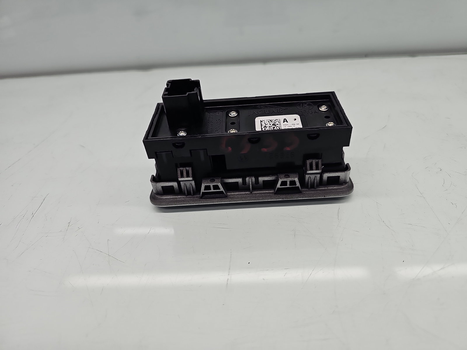 Buton deschidere portbagaj Jaguar XF (X250) [Fabr 2008-2015] Facelift DX23 11654 AA - imagine 4