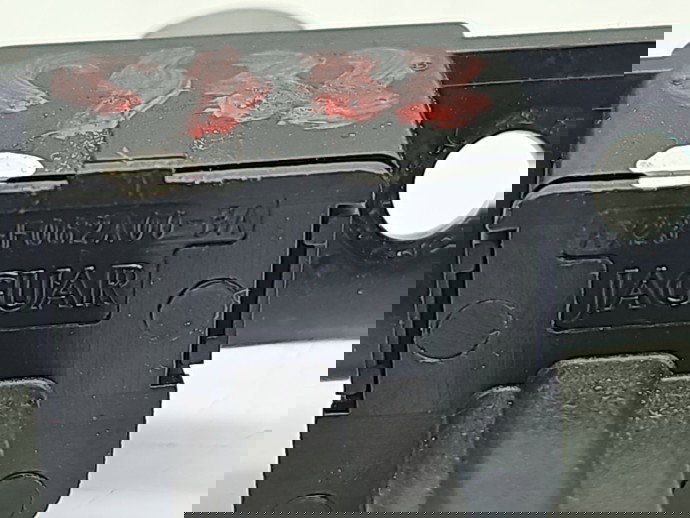 Buton deschidere torpedou Jaguar XF (X250) [Fabr 2008-2015] Facelift AX23-F062A00-BA