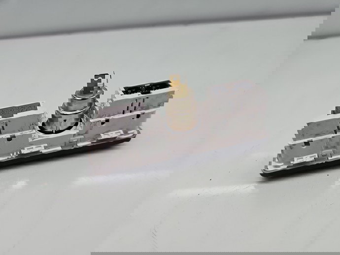 Conector auxiliar USB Jaguar XF (X250) [Fabr 2008-2015] Facelift 28373818