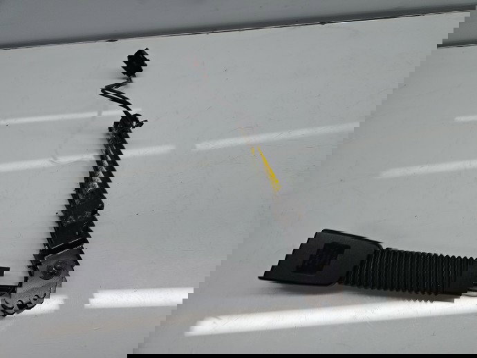 Capsa centura dreapta fata Jaguar XF (X250) [Fabr 2008-2015] Facelift AW83-F61202-AD