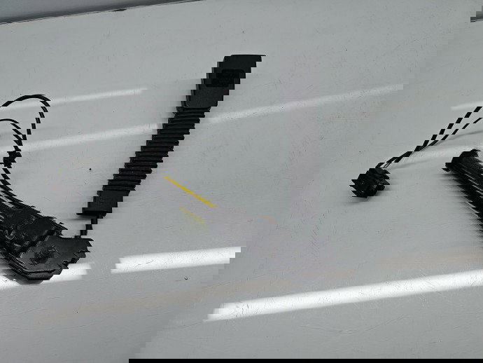 Capsa centura stanga fata Jaguar XF (X250) [Fabr 2008-2015] Facelift AW83-F61203-AD