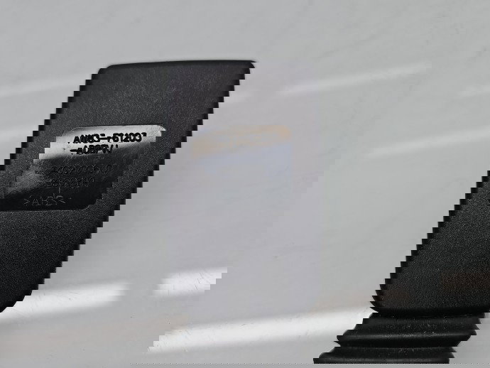 Capsa centura stanga fata Jaguar XF (X250) [Fabr 2008-2015] Facelift AW83-F61203-AD