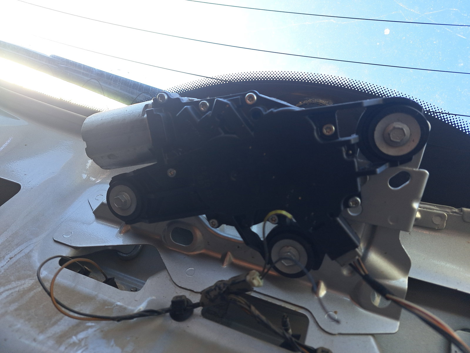 Motoras stergator haion Ford Focus 2 (DA) [Fabr 2004-2012] OEM