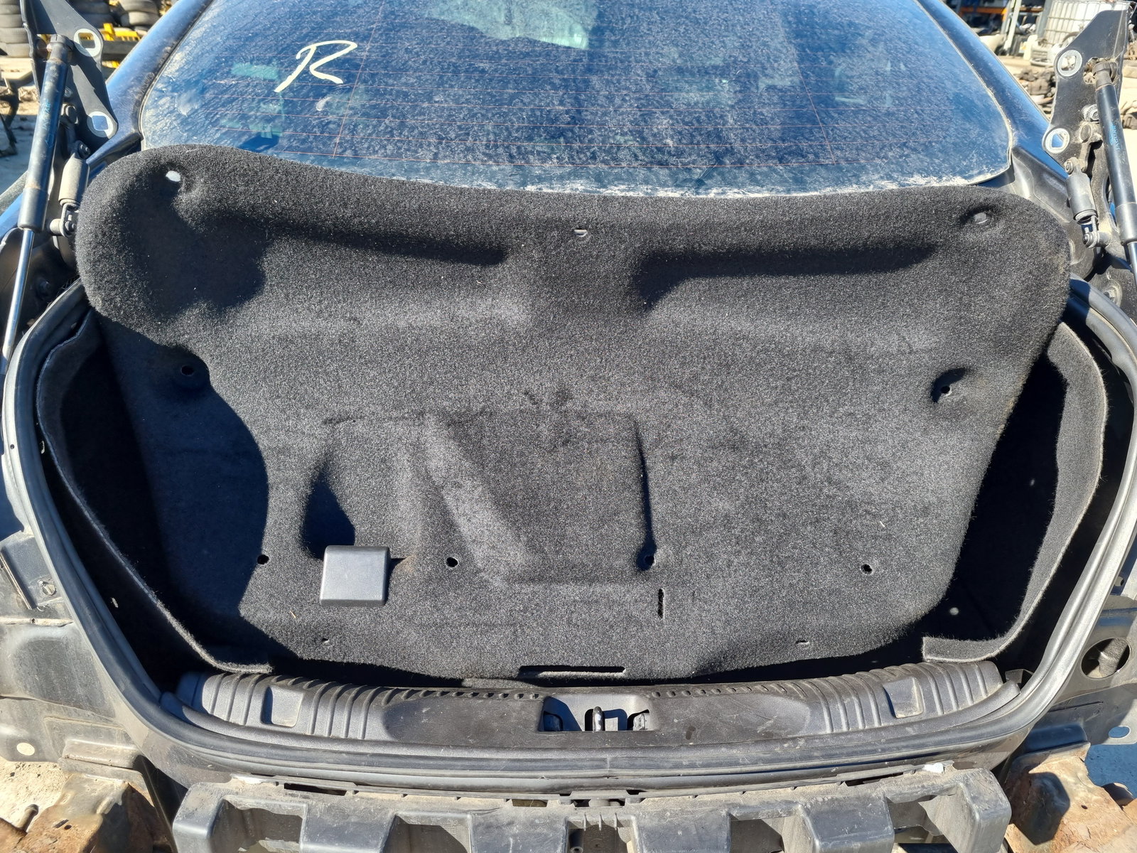 Ornament capota portbagaj Jaguar XF (X250) [Fabr 2008-2015] Facelift Berlina CX23-5445594-AA - imagine 1