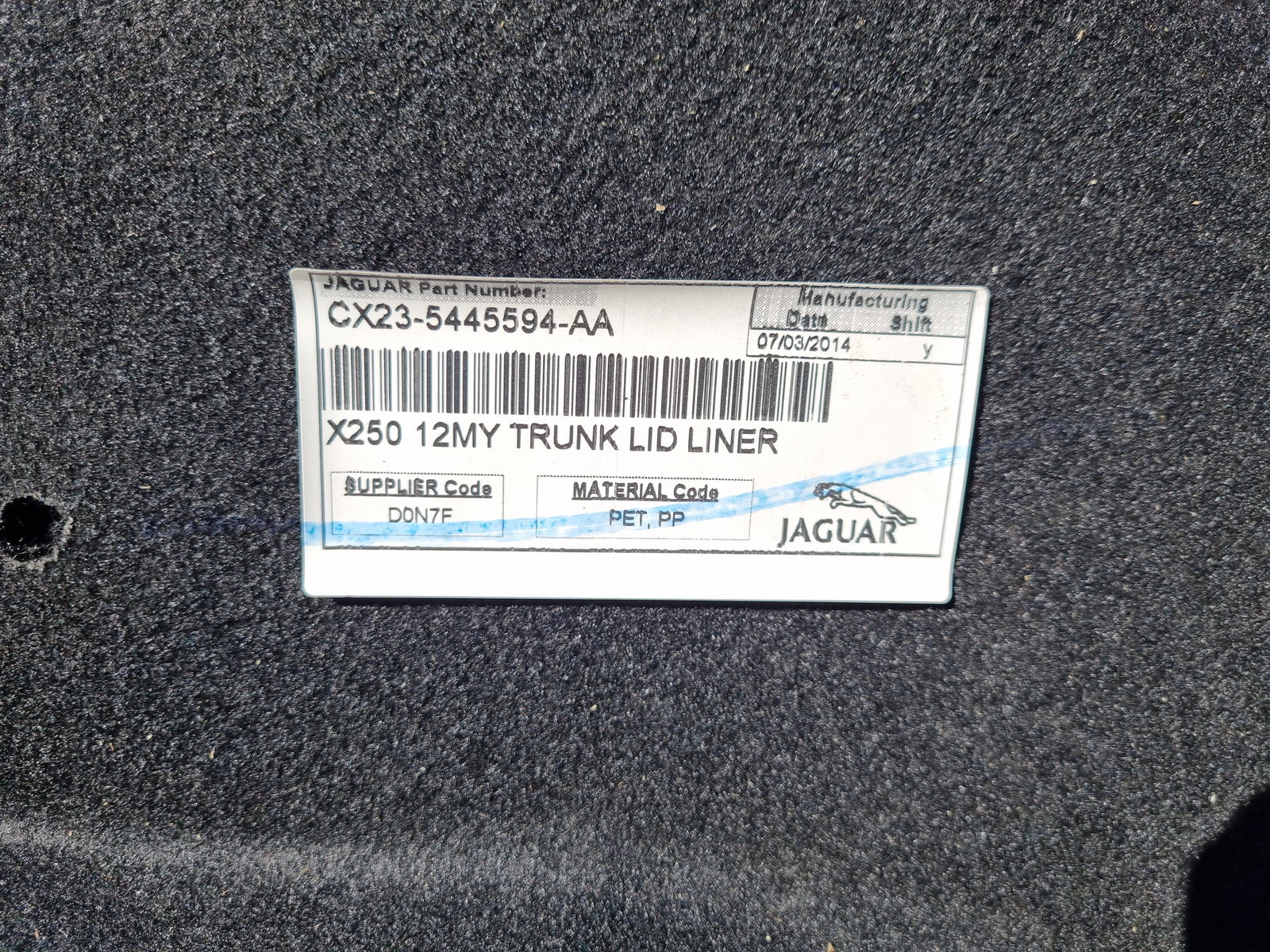 Ornament capota portbagaj Jaguar XF (X250) [Fabr 2008-2015] Facelift Berlina CX23-5445594-AA - imagine 3