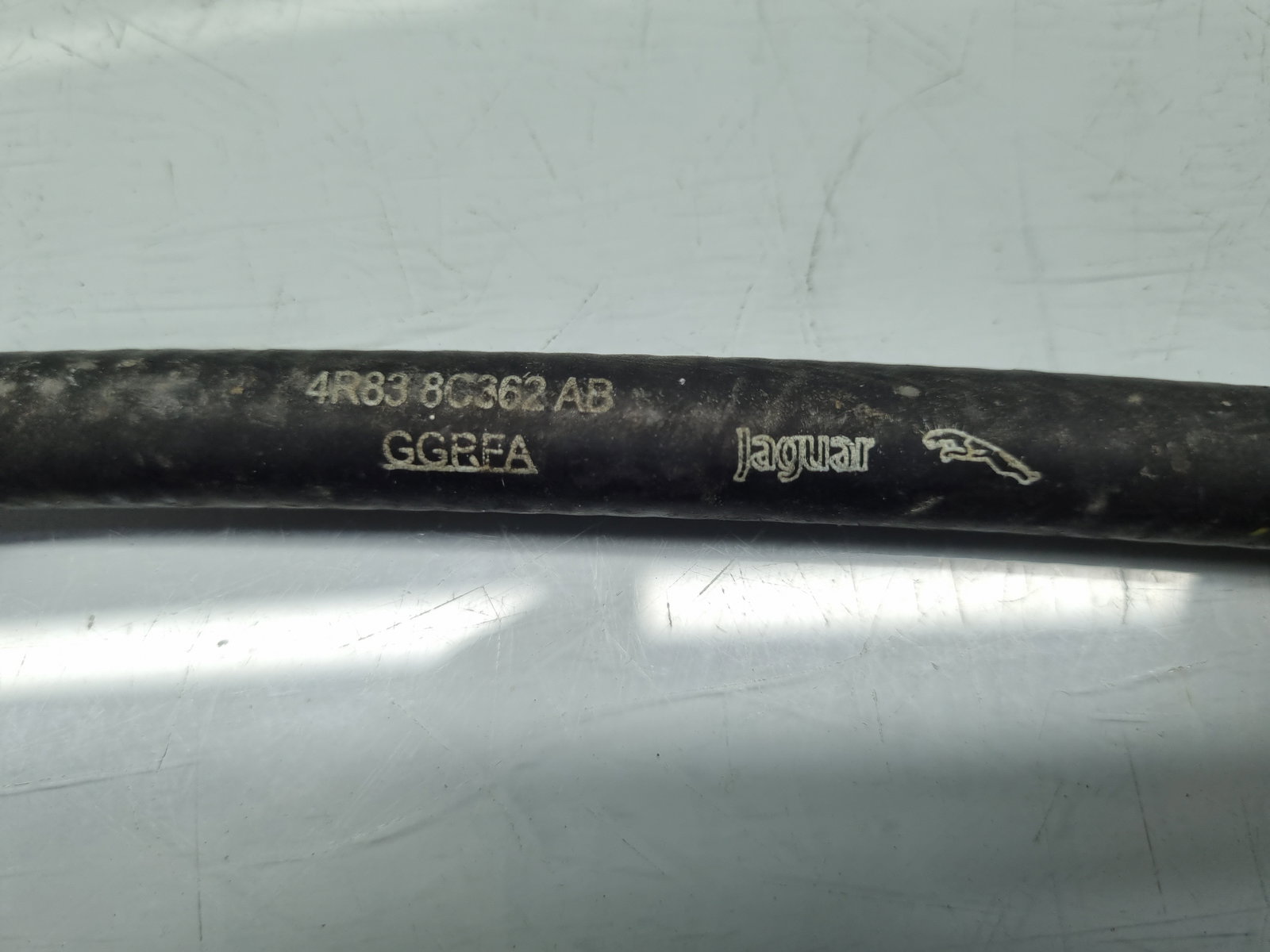 Furtun apa Jaguar XF (X250) [Fabr 2008-2015] Facelift 4R838C362AB 202KW / 275CP - imagine 2