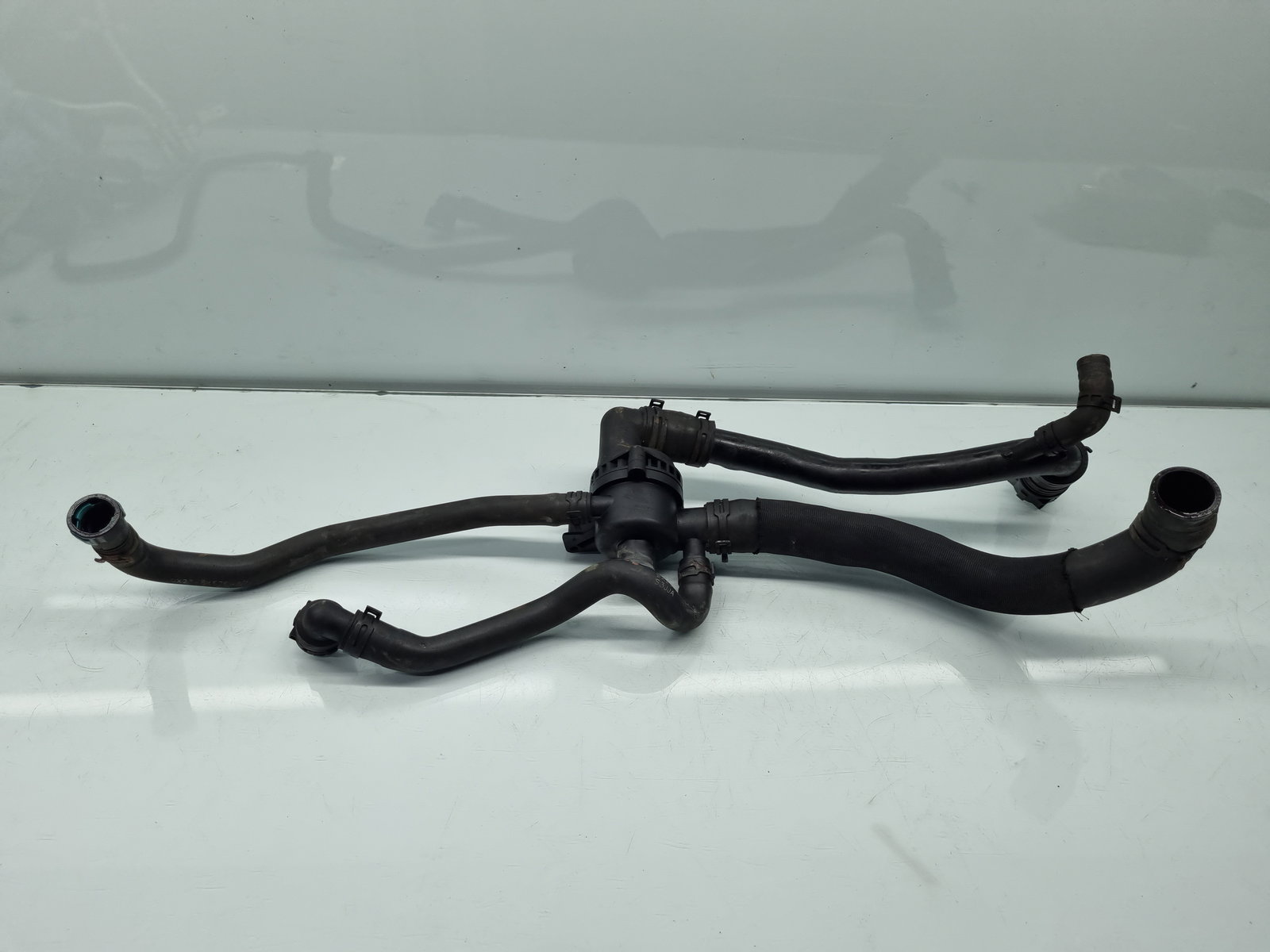 Conducta apa Jaguar XF (X250) [Fabr 2008-2015] Facelift 9X13-8K534-BB / 9X23-8K576-AB /9X23-6286-BD 202KW / 275CP - imagine 4