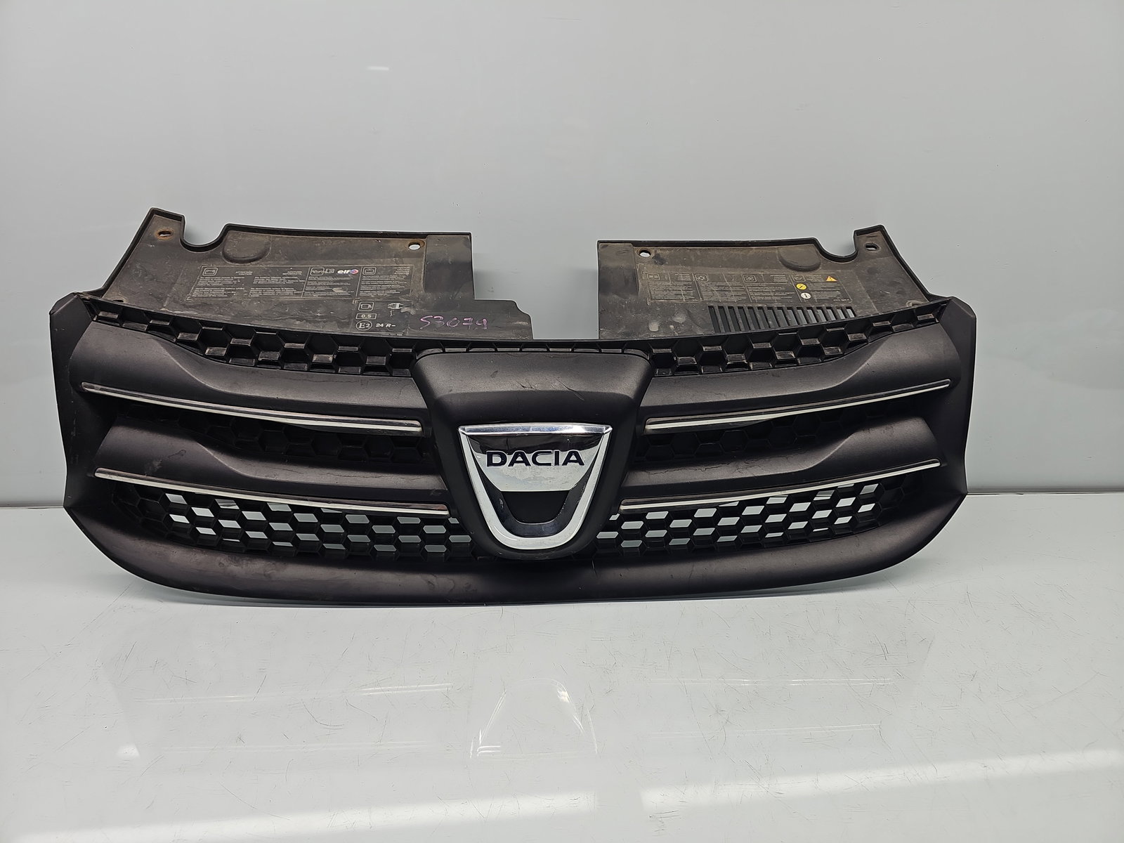 Grila bara fata Dacia Logan MCV 2 [Fabr 2013-2022] Break 623103971R - imagine 1