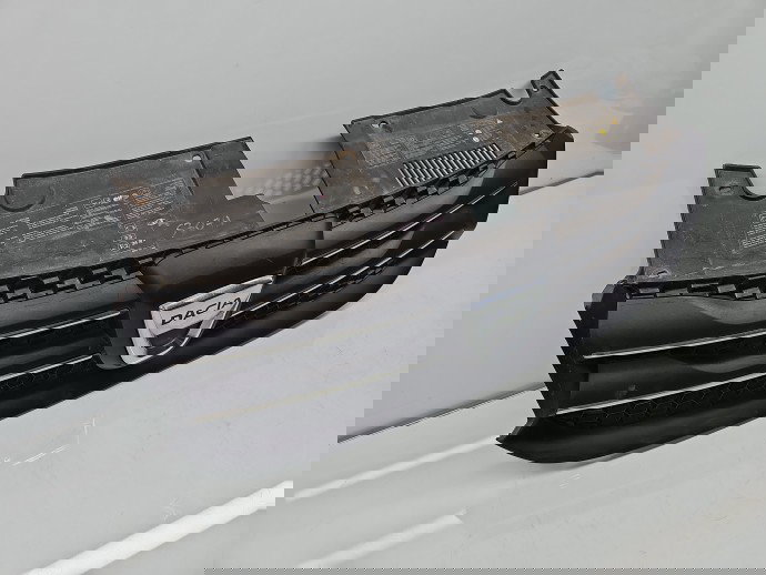 Grila bara fata Dacia Logan MCV 2 [Fabr 2013-2022] Break 623103971R