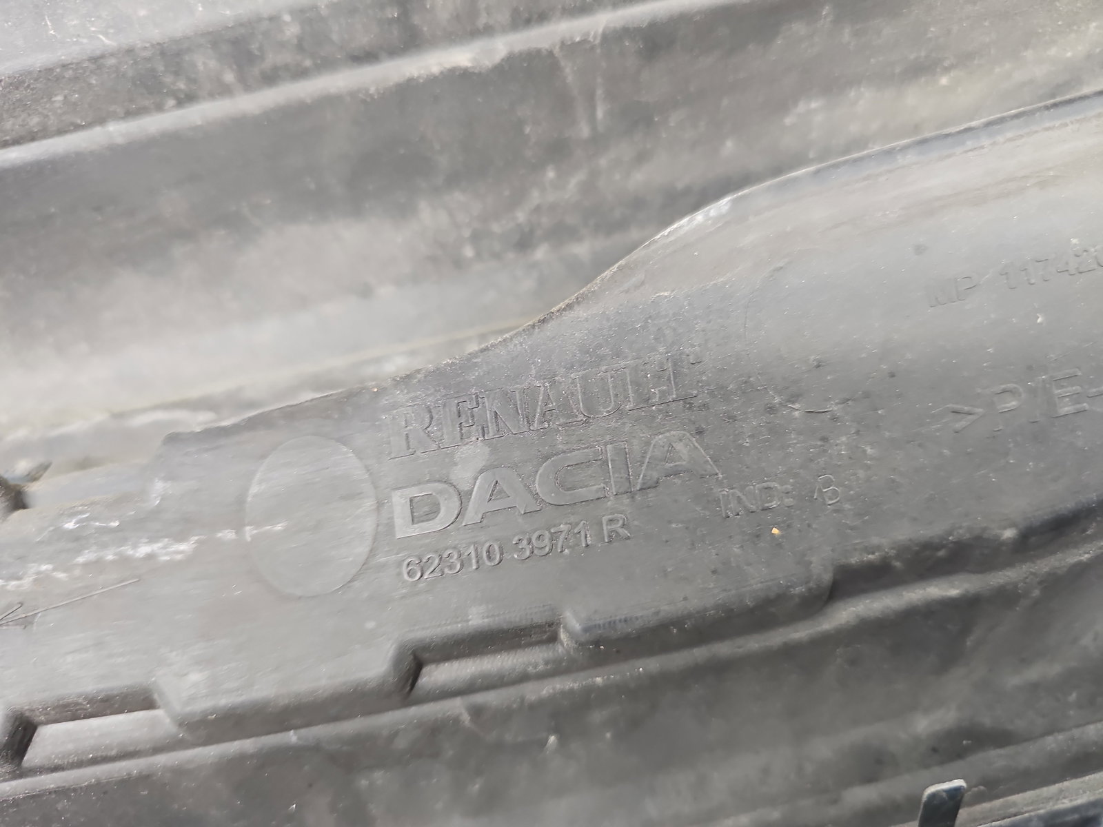 Grila bara fata Dacia Logan MCV 2 [Fabr 2013-2022] Break 623103971R - imagine 7