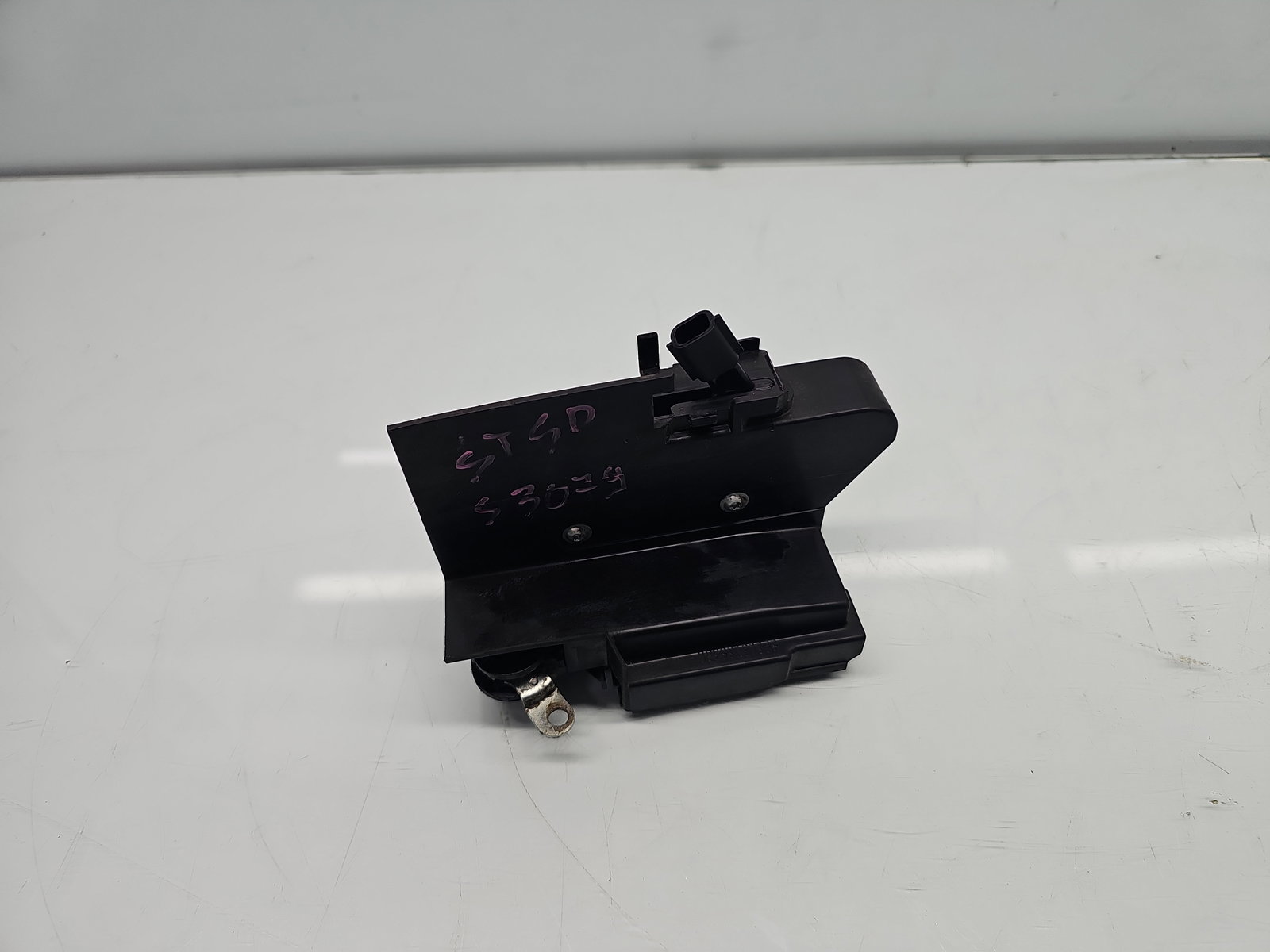 Broasca usa stanga spate Dacia Logan II MCV BK (K52) [Fabr 2013-2022] Break 825037563R - imagine 1