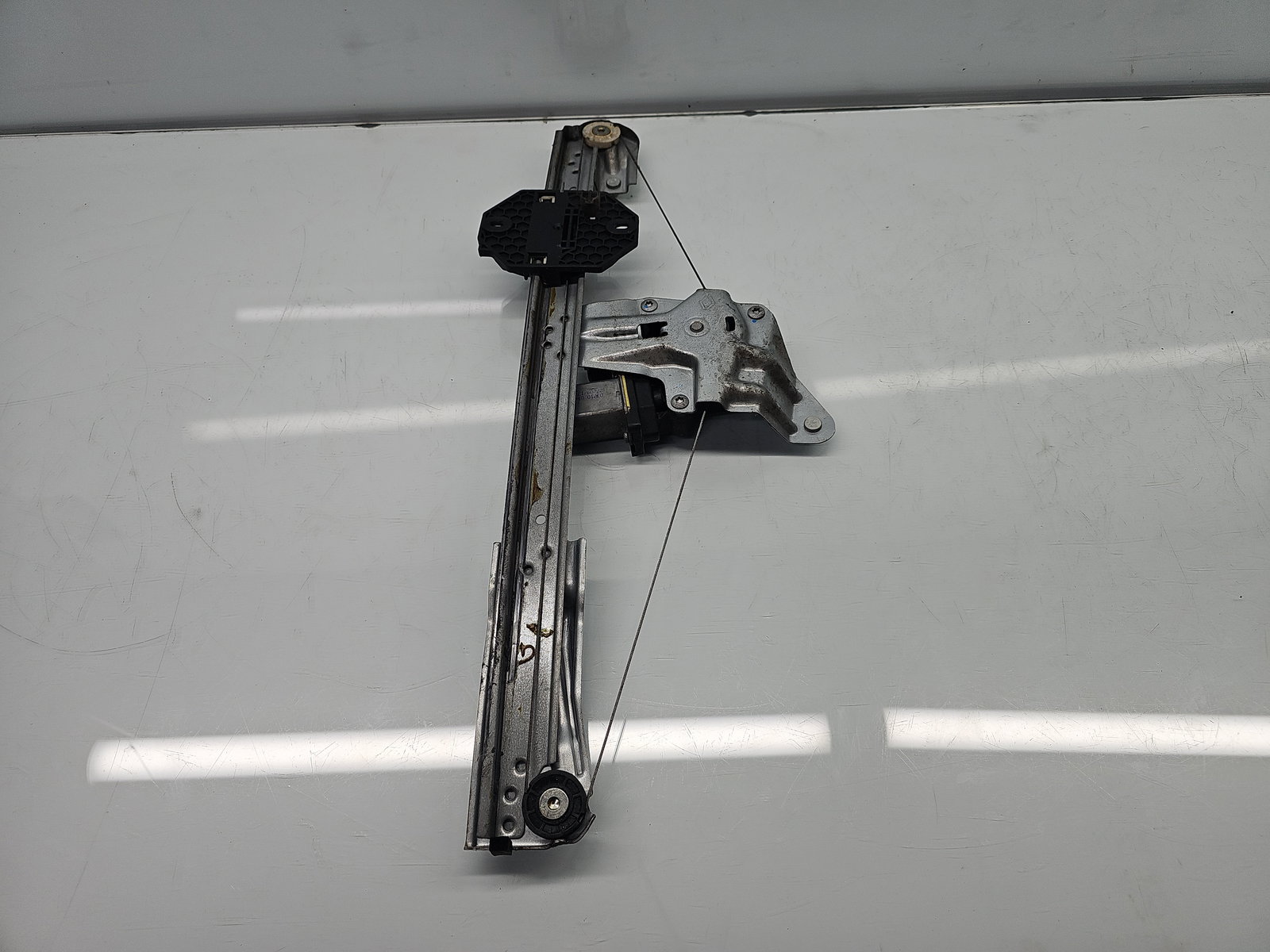 Macara electrica geam stanga fata Dacia Logan II MCV BK (K52) [Fabr 2013-2022] Break 807213282R - imagine 1