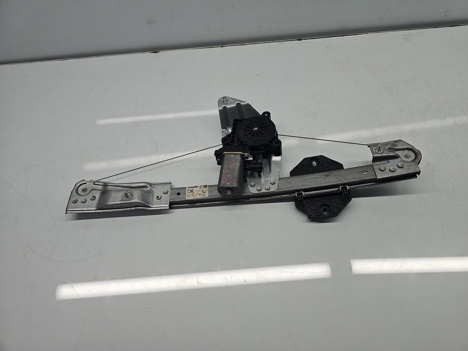 Macara electrica geam stanga fata Dacia Logan II MCV BK (K52) [Fabr 2013-2022] Break 807213282R - imagine 3