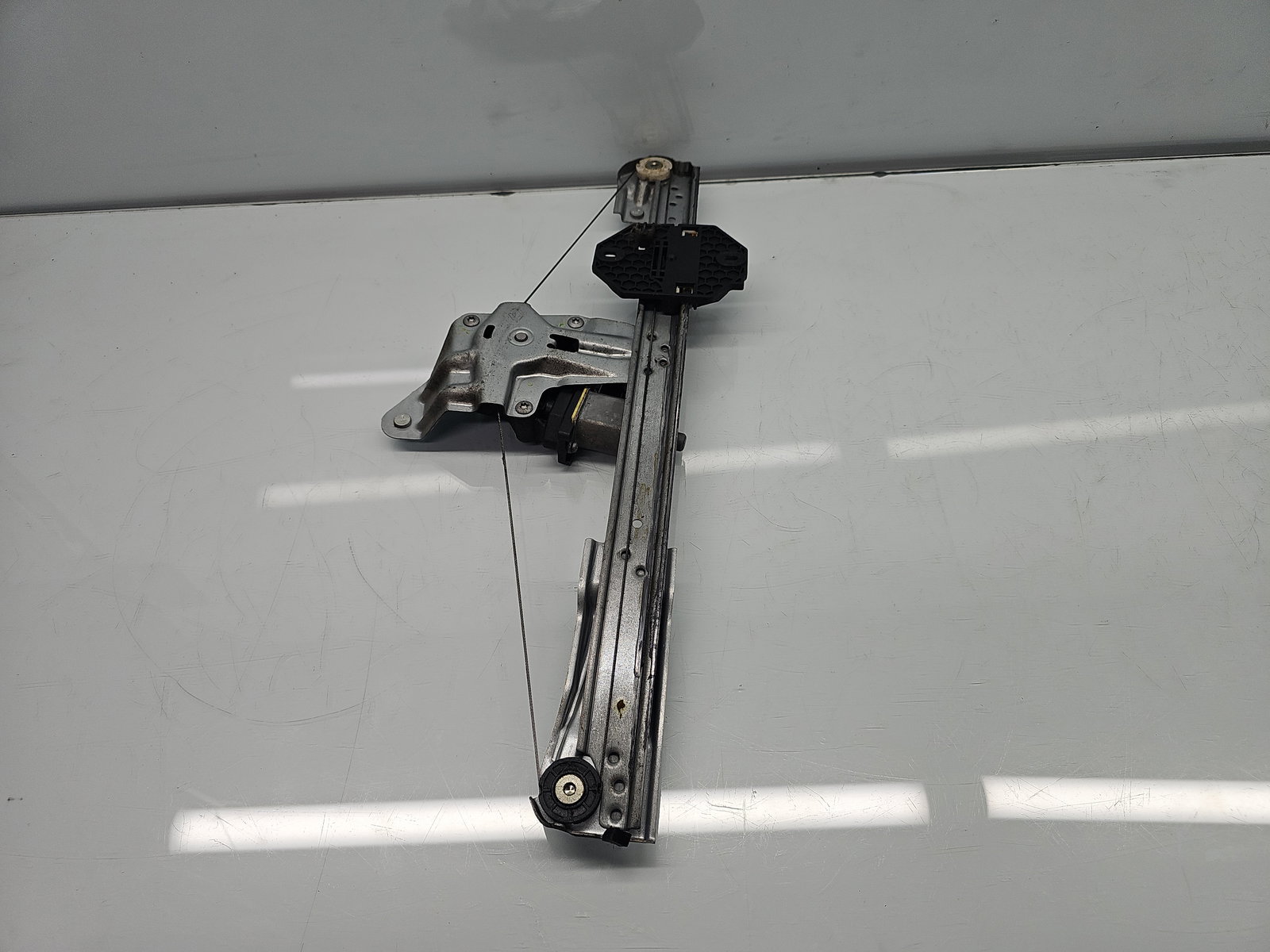 Macara electrica geam dreapta fata Dacia Logan II MCV BK (K52) [Fabr 2013-2022] Break 807209299R - imagine 1