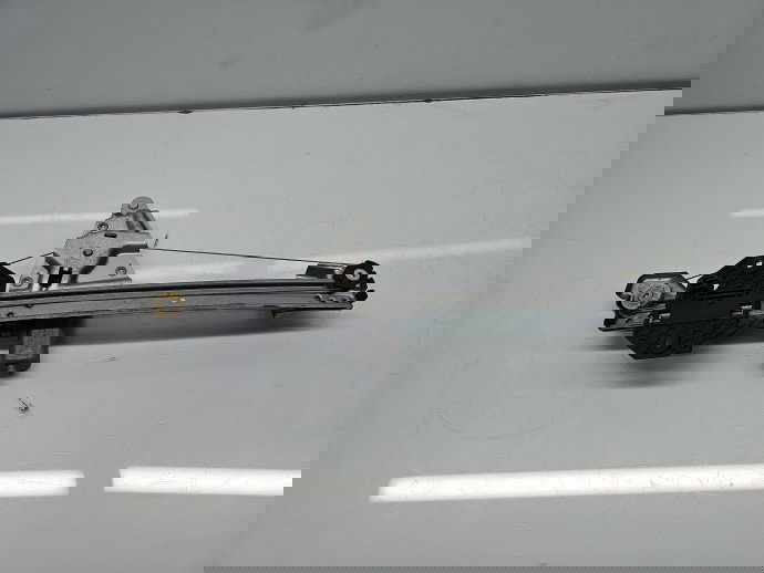 Macara electrica geam stanga spate Dacia Logan II MCV BK (K52) [Fabr 2013-2022] Break 827211031R