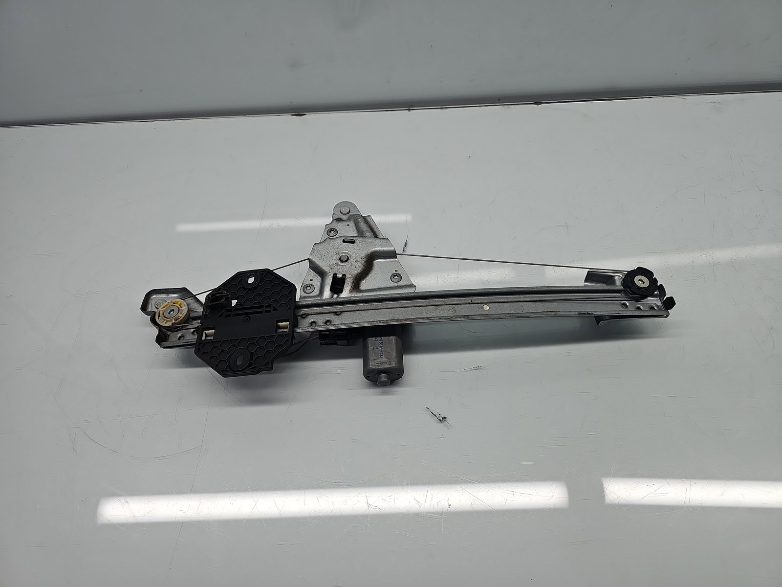 Macara electrica geam stanga spate Dacia Logan II MCV BK (K52) [Fabr 2013-2022] Break 827211031R - imagine 2