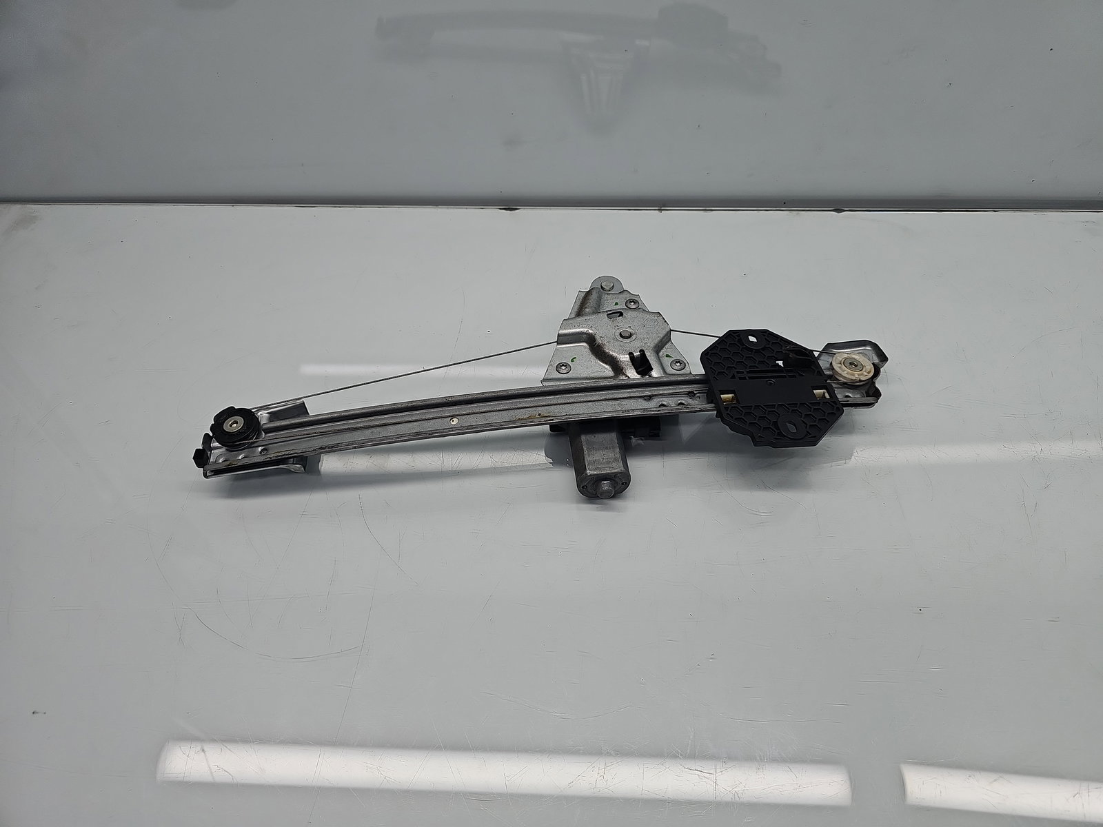 Macara electrica geam dreapta spate Dacia Logan II MCV BK (K52) [Fabr 2013-2022] Break 827206057R - imagine 2