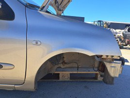 Aripa dreapta fata Renault Symbol / Thalia [Fabr 1998-2007] Berlina Galben