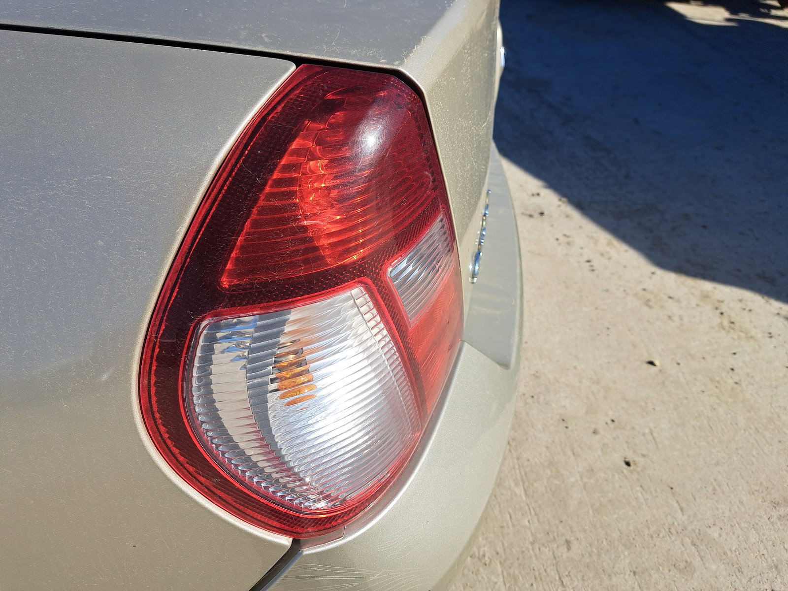 Stop aripa stanga Renault Symbol / Thalia [Fabr 1998-2007] Berlina OEM - imagine 2