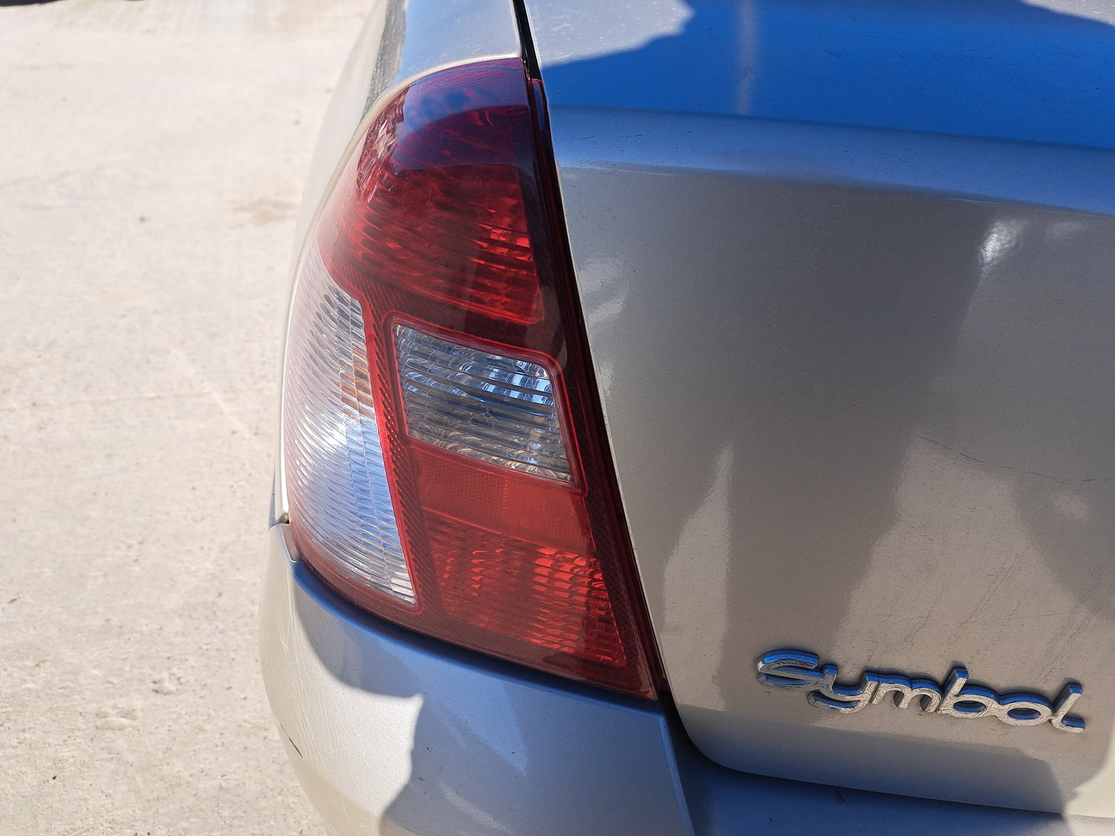 Stop aripa stanga Renault Symbol / Thalia [Fabr 1998-2007] Berlina OEM - imagine 3