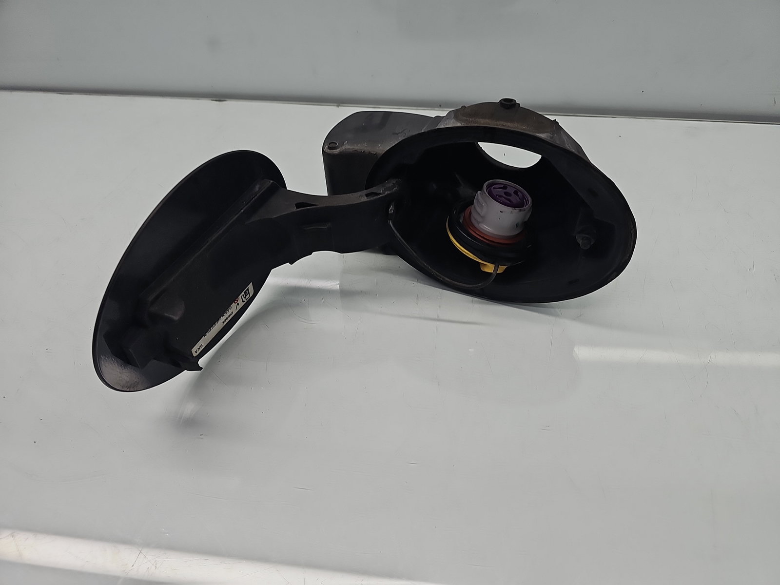 Capac rezervor Jaguar XF (X250) [Fabr 2008-2015] Facelift Berlina STRATUS GRAY - imagine 4