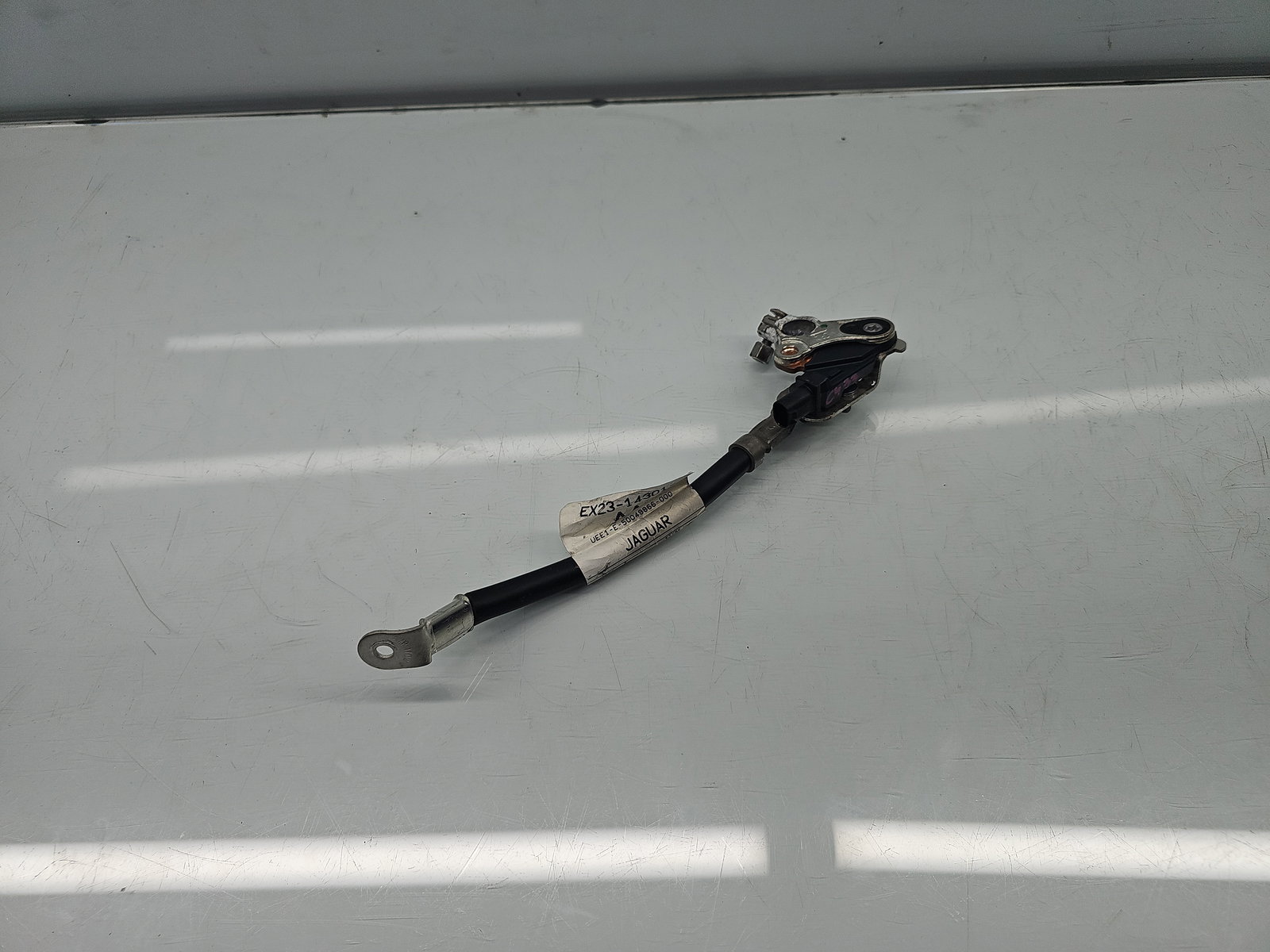 Borna baterie (-) Jaguar XF (X250) [Fabr 2008-2015] Facelift EX23-14301-AA - imagine 1