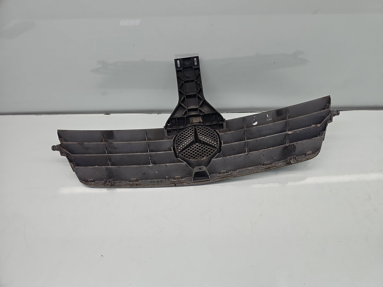 Grila bara fata Mercedes Clasa C Coupe (CL203) [Fabr 2001-2011] A2038800383 - imagine 2