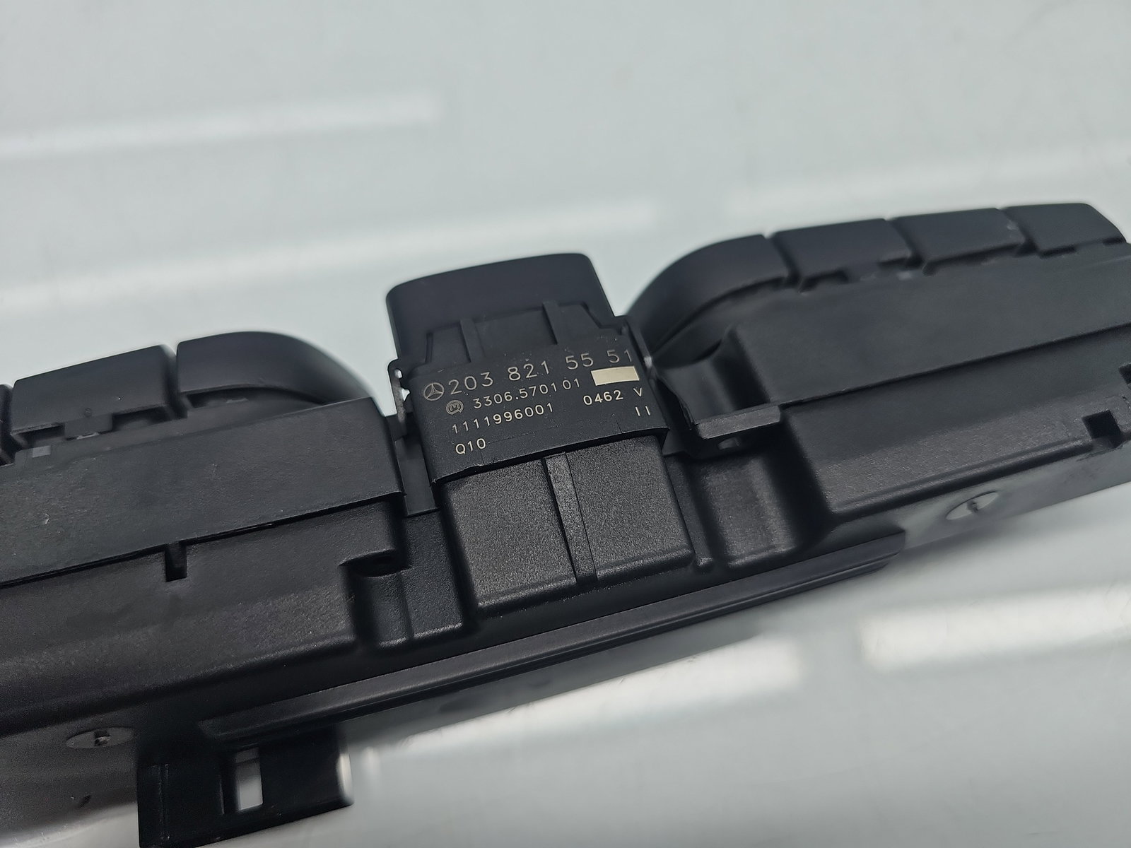 Buton avarii Mercedes Clasa C Coupe (CL203) [Fabr 2001-2011] 2038215551 - imagine 5