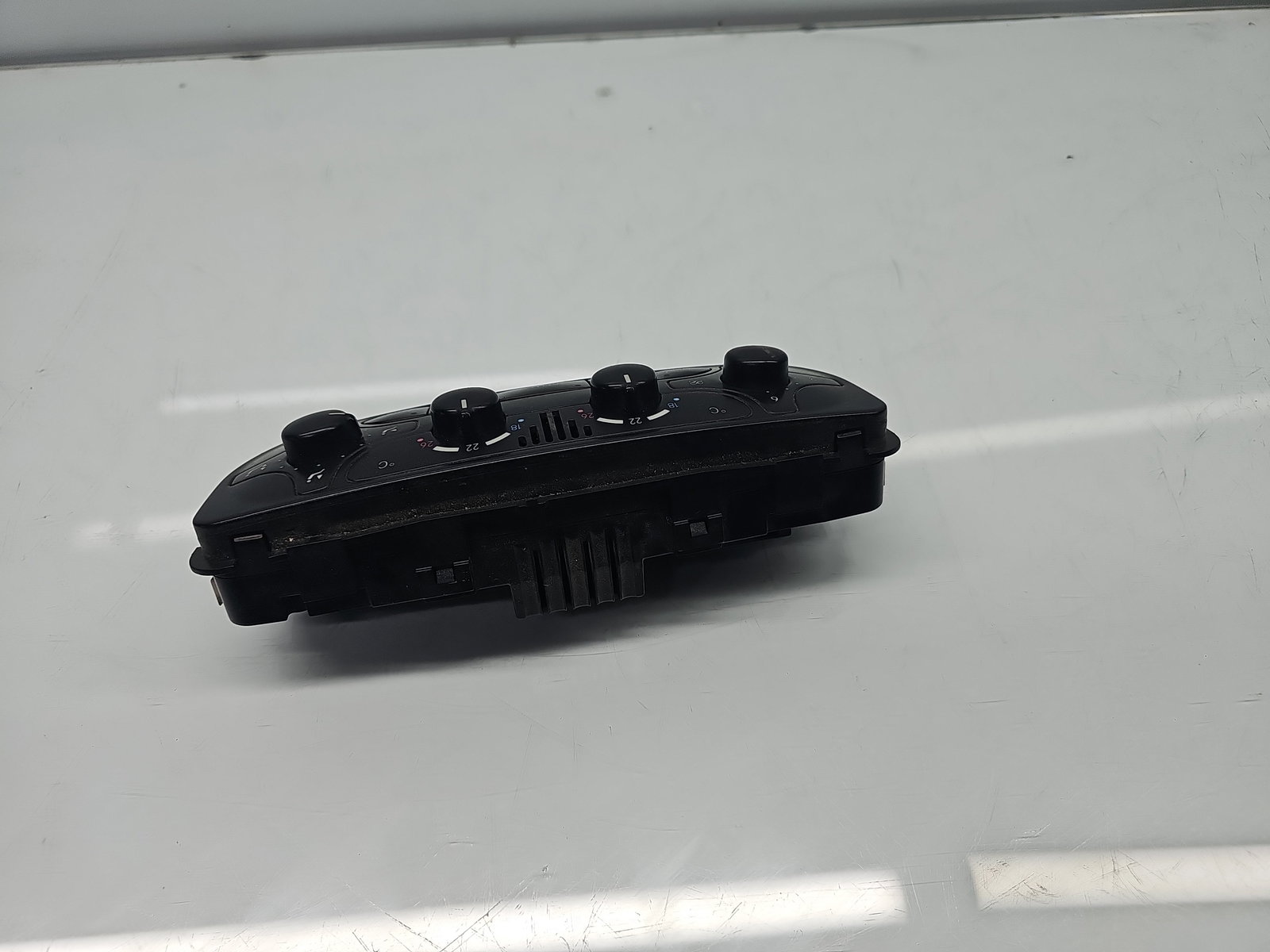 Panou comanda clima Mercedes Clasa C (W203) [Fabr 2000-2007] A2098300085 - imagine 2